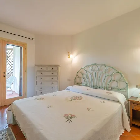 Bados Costa Smeralda 200mt Dal Mare